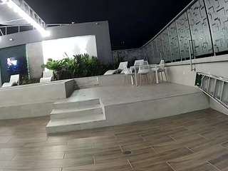 voyeurcam-casa-salsa-gym-bike