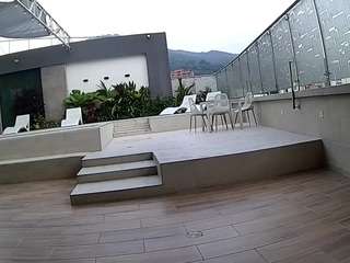 voyeurcam-casa-salsa-gym-bike
