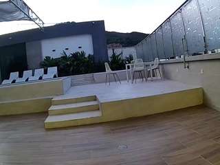 voyeurcam-casa-salsa-gym-bike