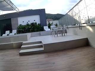 voyeurcam-casa-salsa-gym-bike