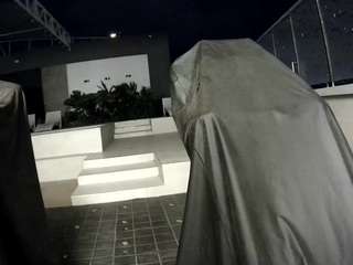 voyeurcam-casa-salsa-gym-bike