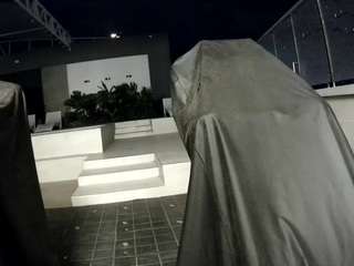 voyeurcam-casa-salsa-gym-bike