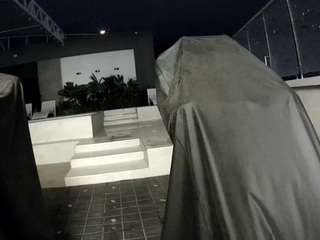 voyeurcam-casa-salsa-gym-bike