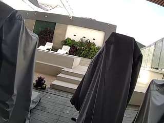 voyeurcam-casa-salsa-gym-bike