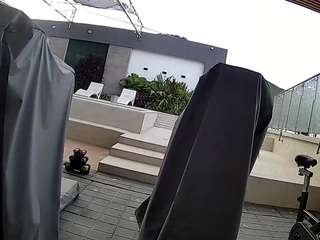 voyeurcam-casa-salsa-gym-bike