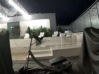 voyeurcam-casa-salsa-gym-bike