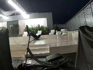 voyeurcam-casa-salsa-gym-bike