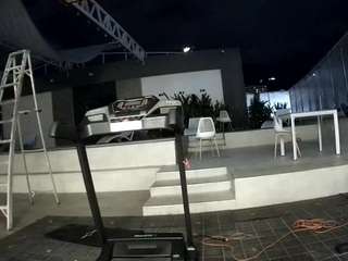 voyeurcam casa salsa gym bike