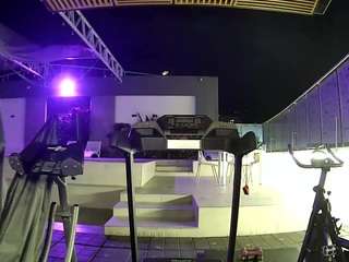 voyeurcam-casa-salsa-gym-bike