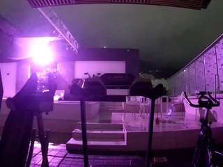 voyeurcam-casa-salsa-gym-bike