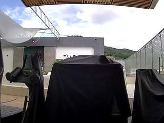 voyeurcam-casa-salsa-gym-bike