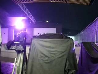 voyeurcam-casa-salsa-gym-bike