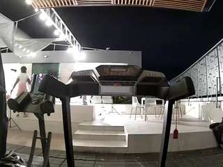 voyeurcam casa salsa gym bike