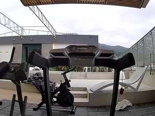 voyeurcam-casa-salsa-gym-bike