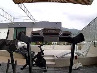 voyeurcam-casa-salsa-gym-bike
