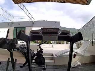 voyeurcam-casa-salsa-gym-bike