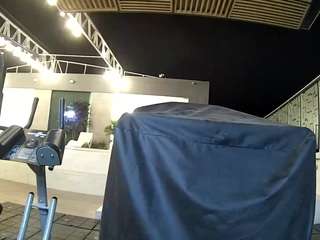 voyeurcam-casa-salsa-gym-bike