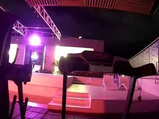 voyeurcam-casa-salsa-gym-bike live cam profile