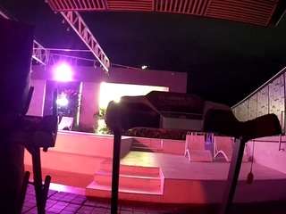 voyeurcam-casa-salsa-gym-bike live cam profile