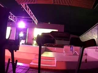 voyeurcam-casa-salsa-gym-bike