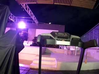 voyeurcam-casa-salsa-gym-bike