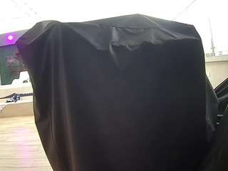 voyeurcam-casa-salsa-gym-bike
