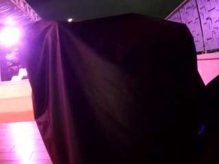 voyeurcam-casa-salsa-gym-bike