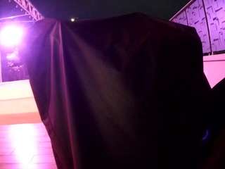voyeurcam-casa-salsa-gym-bike
