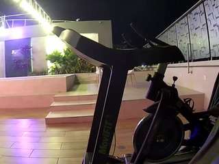 voyeurcam-casa-salsa-gym-bike