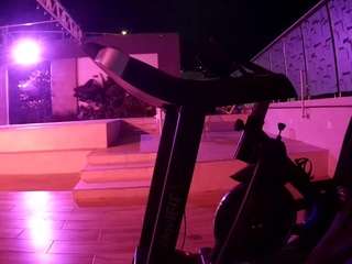 voyeurcam-casa-salsa-gym-bike