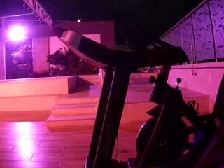 voyeurcam-casa-salsa-gym-bike
