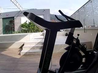 voyeurcam-casa-salsa-gym-bike