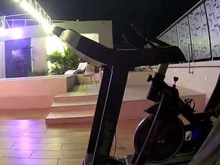 voyeurcam-casa-salsa-gym-bike