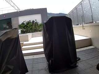 voyeurcam-casa-salsa-gym-bike