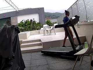 โมเดลนี้กำลังถ่ายทอดสดอยู่. voyeurcam-casa-salsa-gym-bike