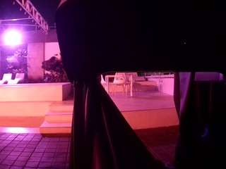 voyeurcam-casa-salsa-gym-bike