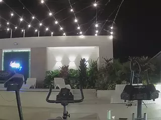 voyeurcam-casa-salsa-gym-bike's Live Sex Cam Show