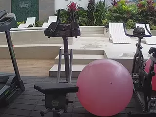 voyeurcam-casa-salsa-gym-bike's Live Sex Cam Show