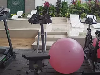 voyeurcam-casa-salsa-gym-bike's Live Sex Cam Show