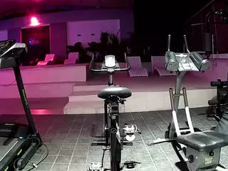 voyeurcam-casa-salsa-gym-bike's Live Sex Cam Show