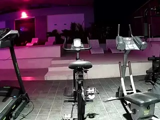 voyeurcam-casa-salsa-gym-bike's Live Sex Cam Show