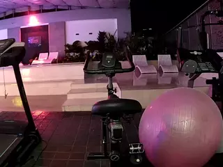 voyeurcam-casa-salsa-gym-bike's Live Sex Cam Show