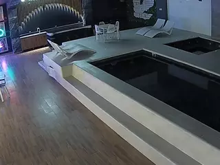 voyeurcam casa salsa gym's Live Sex Cam Show