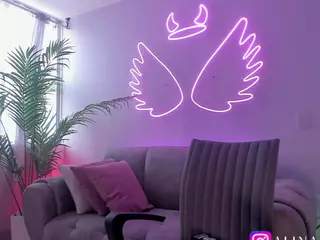 AliceDuque's Live Sex Cam Show