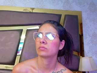 emilyesposito webcam model