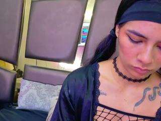 emilyesposito live cam profile