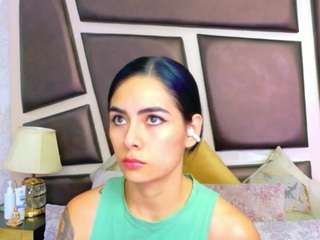 EmilyEsposito live webcam show