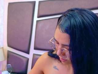 EmilyEsposito live cam preview