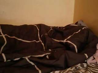 le modèle hazzle-dazzle est en webcam porno dans un show sur le site camsoda, il possède les tags suivants: amateur,anal,tease,strip,spank,solo,pussy,oil,masturbation,flashing,fingers,feet,dildo,cum,brown eyes,blowjob,black hair,bj,bikini,bedroom