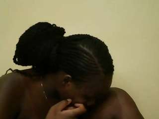 hazzle-dazzle live cam profile